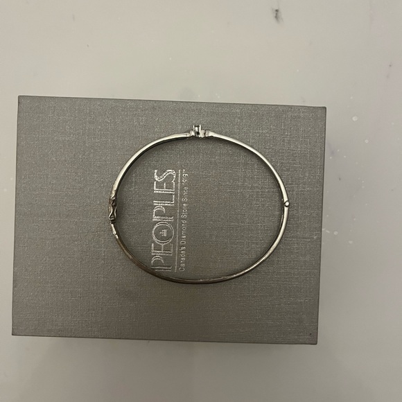 Diamond Bracelet - Picture 4 of 12